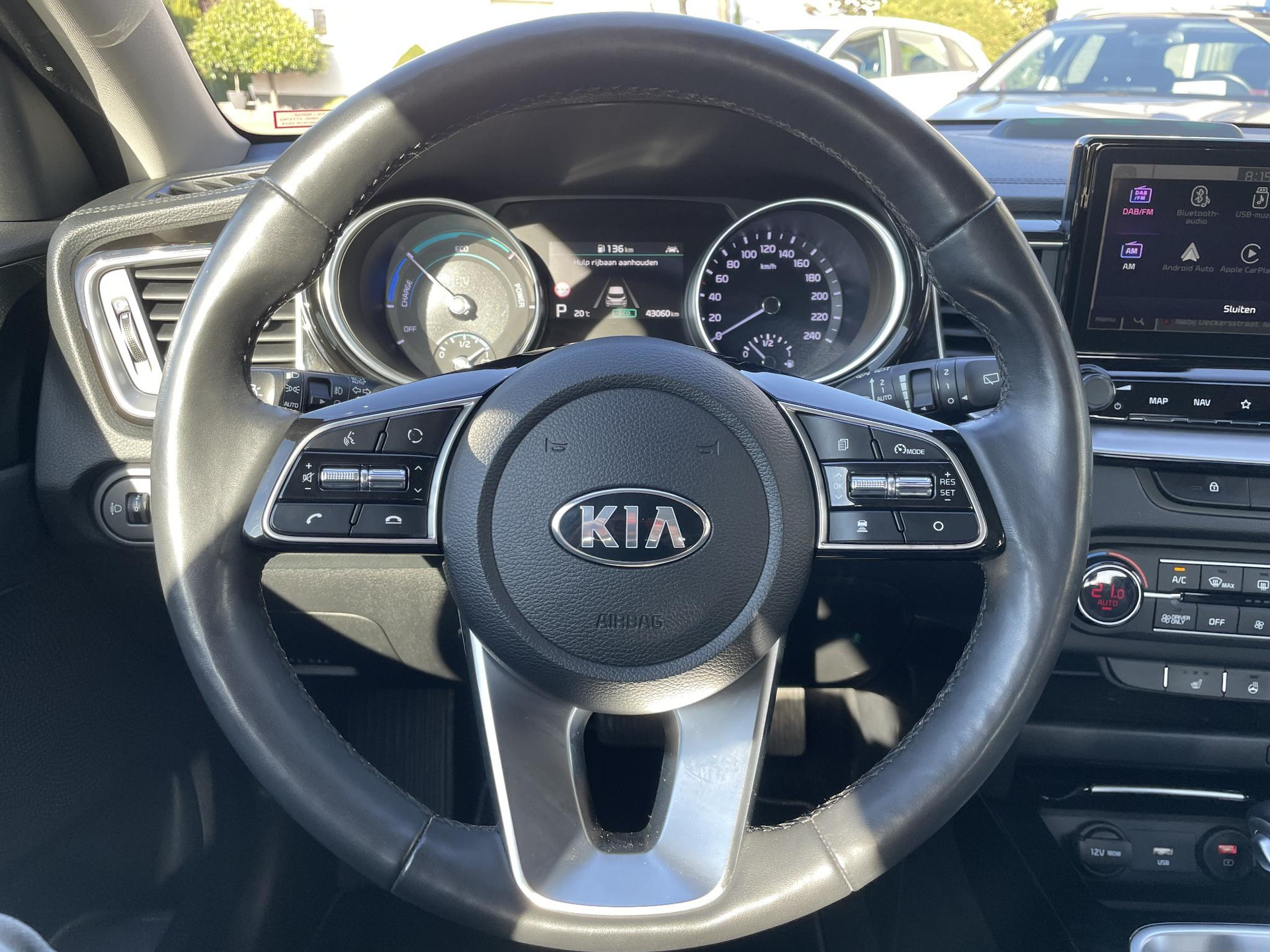 46979984-12.jpg
